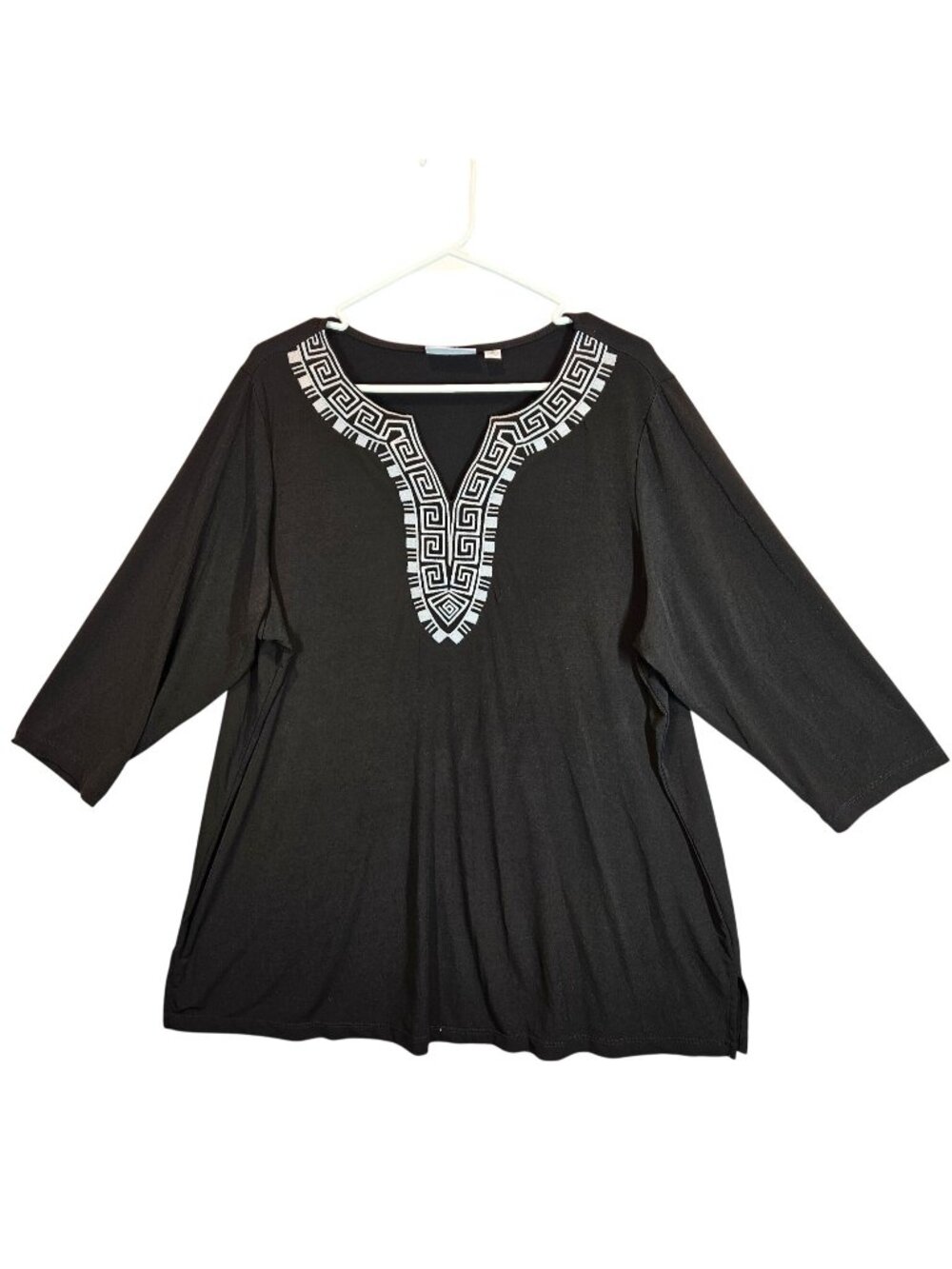 JM collections Black Embroidered V-Neck Top 3/4 Sleeve stretch business casual